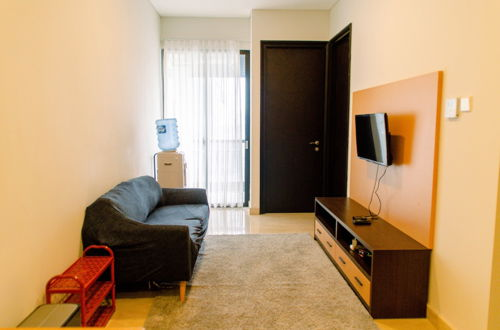 Foto 11 - Elegant And Comfy 3Br At Sudirman Suites Apartment