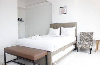 Photo 2 - Spacious And Modern Studio Room Apartment At Grand Asia Afrika