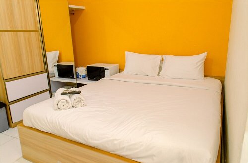 Photo 3 - Cozy Living Studio Apartment At Aeropolis Residence