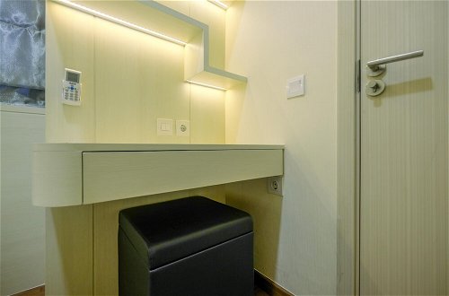 Photo 4 - New Furnished and Enjoy 2BR at Meikarta Apartment