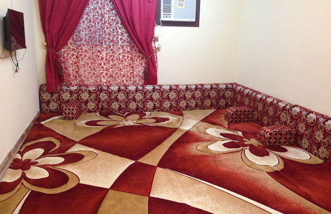 Al Eairy Furnished Apartments Tabuk 6 - Foto 12