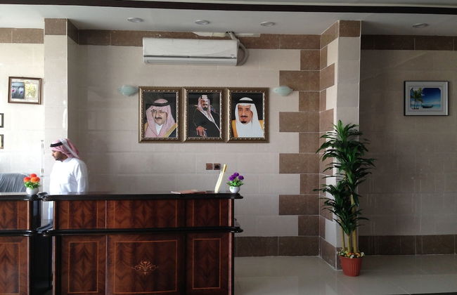 Al Eairy Furnished Apartments Tabuk 6 - Foto 7
