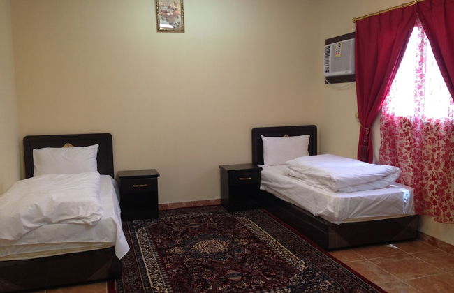 Al Eairy Furnished Apartments Tabuk 6 - Foto 9