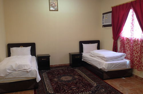 Foto 1 - Al Eairy Furnished Apartments Tabuk 5