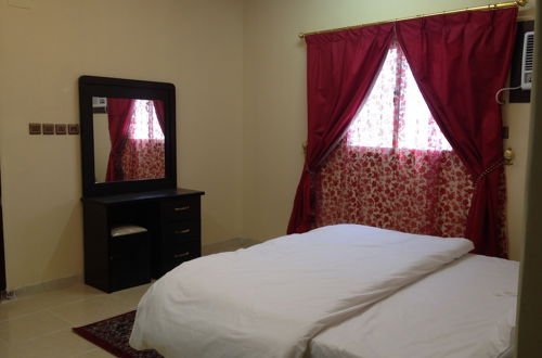 Foto 9 - Al Eairy Furnished Apartments Tabuk 5