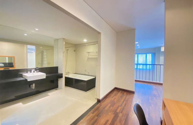 Fabulous 2Br Loft Apartment With Private Bathub At El Royale - Foto 20
