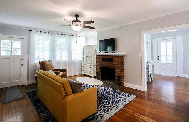 Historic Home for 7 with Apartment - Foto 47