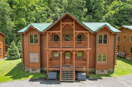 Photo 37 - Brookshore by Avantstay Relaxing Backyard Creek, 10mins From Pigeon Forge