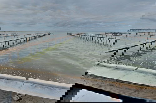 Photo 23 - Pier Pressure