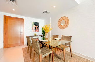 Foto 2 - Spectacular 1BR Community View