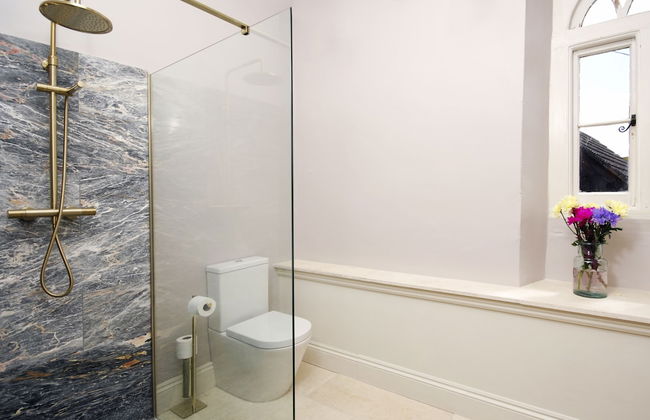 Beautiful old cottage sleeps 6 near Bath - Foto 4