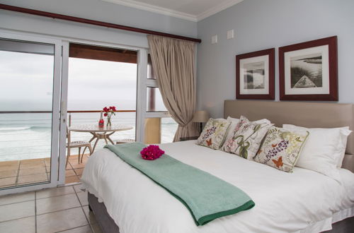 Photo 15 - 180 Degree Ocean View - Seagull Villa in Brenton On The Rocks