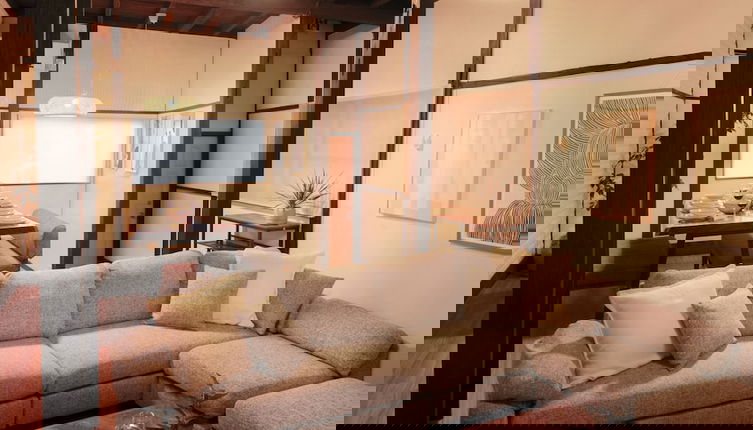 Foto 1 - Within walking distance to Shinjuku | 4 min walk to nearest station | Entire 3BR house 75㎡ | Sleeps up to 10 | Family-friendly | High-speed Wi-Fi | Shibuya, Tokyo