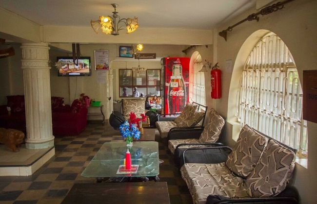 Heritage Bliss Hotel - Photo 4