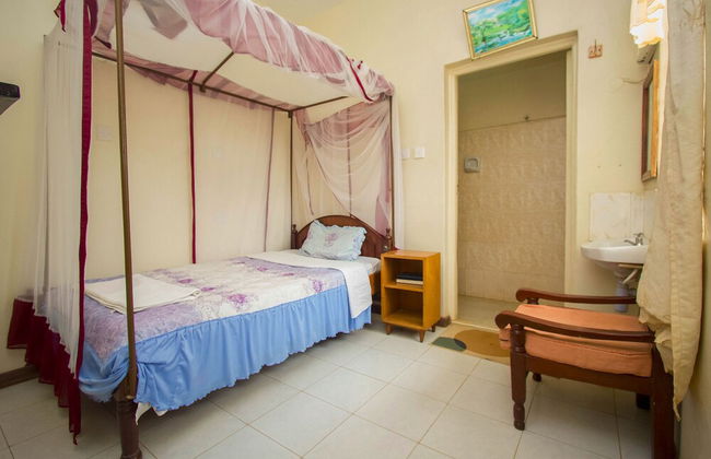 Heritage Bliss Hotel - Photo 17