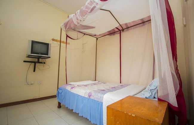 Heritage Bliss Hotel - Photo 11