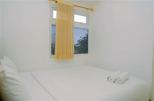 Foto 5 - Tidy 2BR with Modern Design Green Pramuka City Apartment