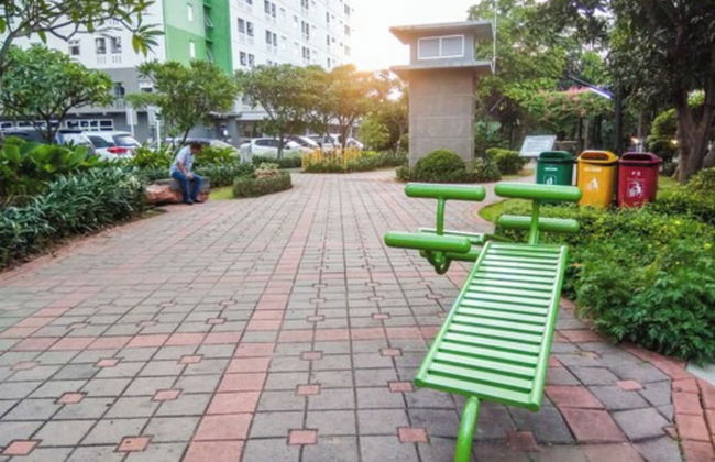 Homey and Relaxing 2BR Green Pramuka Apartment - Foto 36