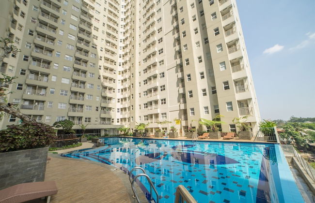2BR Apartment at Parahyangan Residence with Mountain View - Foto 16