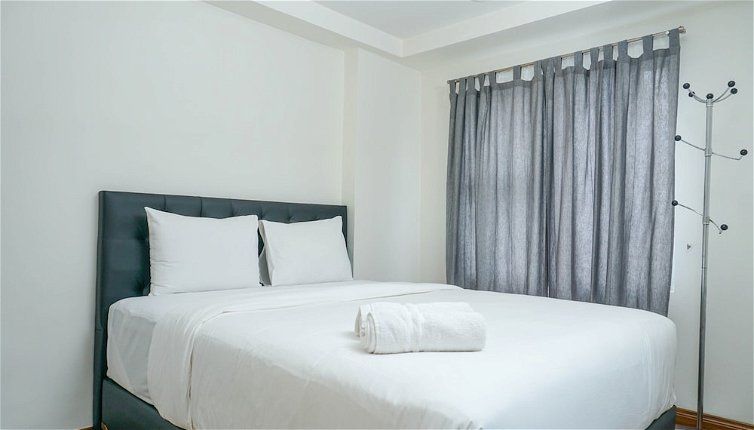 Photo 1 - Best Spacious Studio Belmont Residence Puri Apartment
