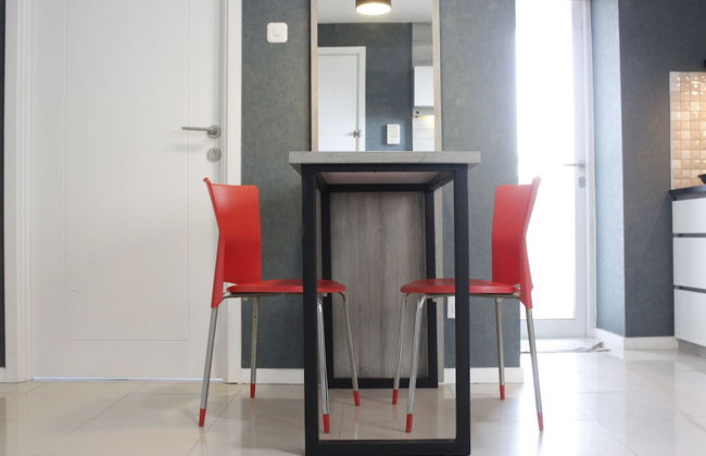 Quiet 2BR Apartment @ Parahyangan Residence Apartement with Mountain View - Foto 16