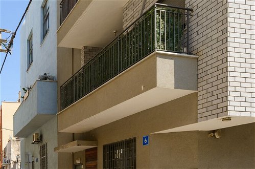 Foto 34 - Elegant Duplex with XL Patio by FeelHome