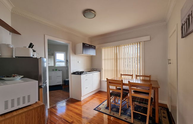 Cosy Unit by Airport - Heat Pump - WIFI - Foto 6