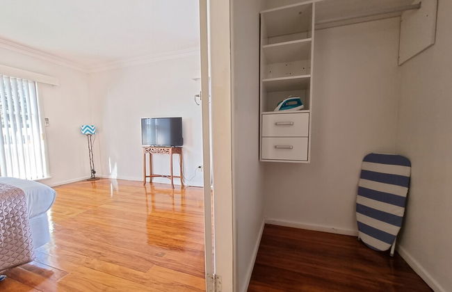 Cosy Unit by Airport - Heat Pump - WIFI - Foto 12