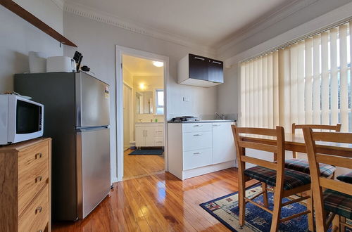 Photo 8 - Cosy Unit by Airport - Heat Pump - WIFI