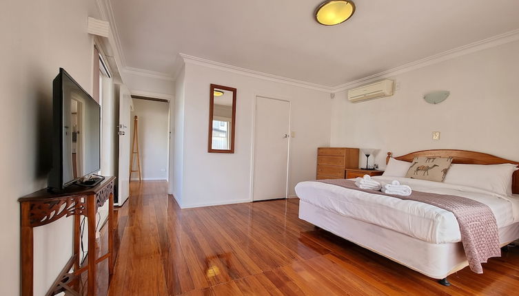 Photo 1 - Cosy Unit by Airport - Heat Pump - WIFI