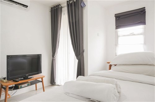Foto 4 - Stunning Studio Apartment At Belmont Residence Puri