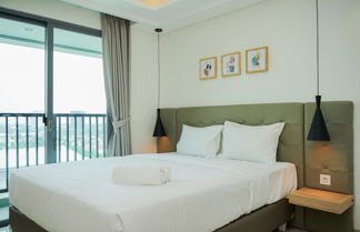 Photo 3 - Comfy And Minimalist Studio At Embarcadero Bintaro Apartment