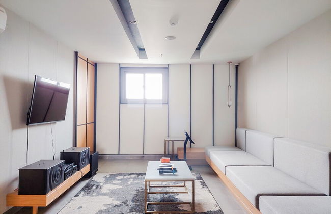 Comfy And Minimalist Studio At Embarcadero Bintaro Apartment - Foto 14