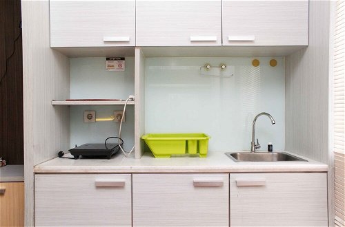 Foto 5 - Comfort Studio Apartment At Metropark Condominium Jababeka