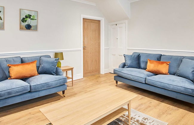 Host Stay Porter Cottage - Photo 2