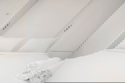 Foto 1 - Cozy Living And Homey Studio Apartment Tuscany Residences