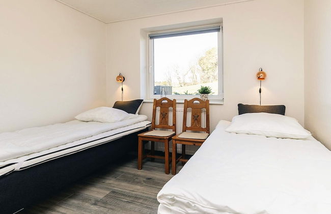 4 Person Holiday Home in Ostervra - Foto 25