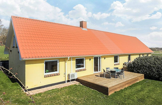 4 Person Holiday Home in Ostervra - Foto 33