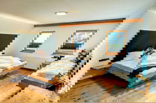 Foto 2 - Spacious Holiday Home in Distelberg With Sauna