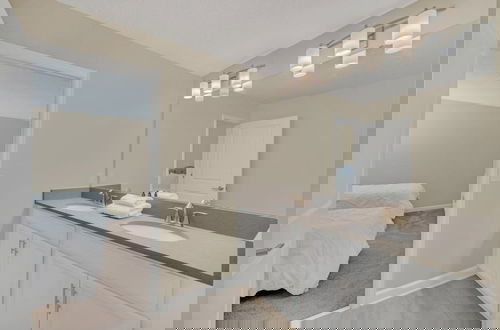Foto 42 - Ultimate 9 Champions Gate Resort Property With Spa 9 Bedroom Villa by RedAwning