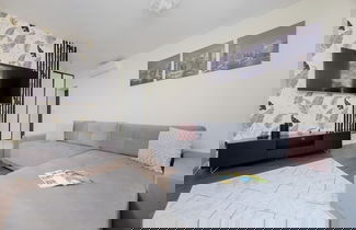 Foto 1 - Andersa Apartment near Old Town by Renters