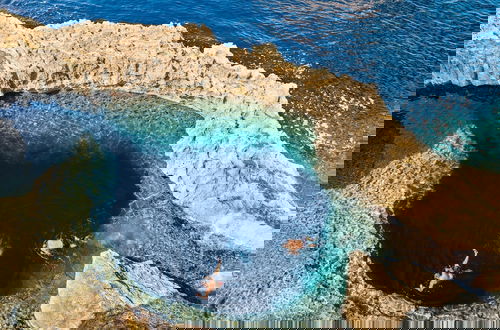 Photo 20 - Merill Pool and Sea Charming Apart 2