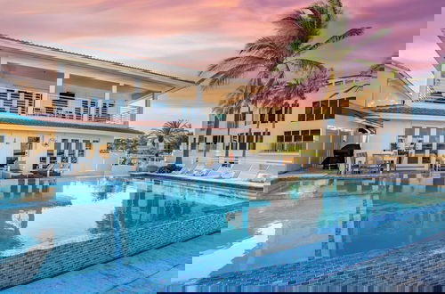 Foto 2 - Beach Haven by Avantstay Pool + Ocean Views Steps From the Beach