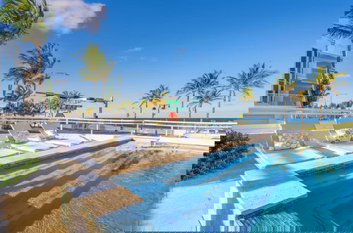 Foto 10 - Beach Haven by Avantstay Pool + Ocean Views Steps From the Beach