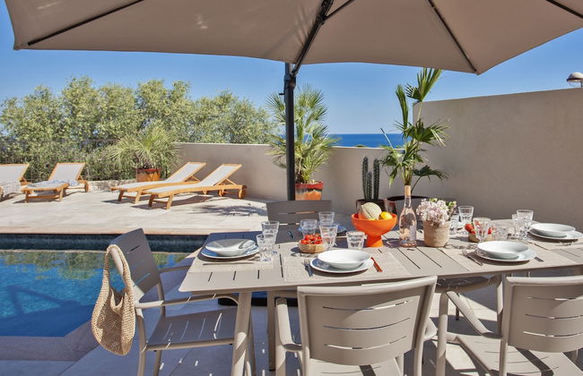 Superb Villa With Pool and sea View - Foto 28