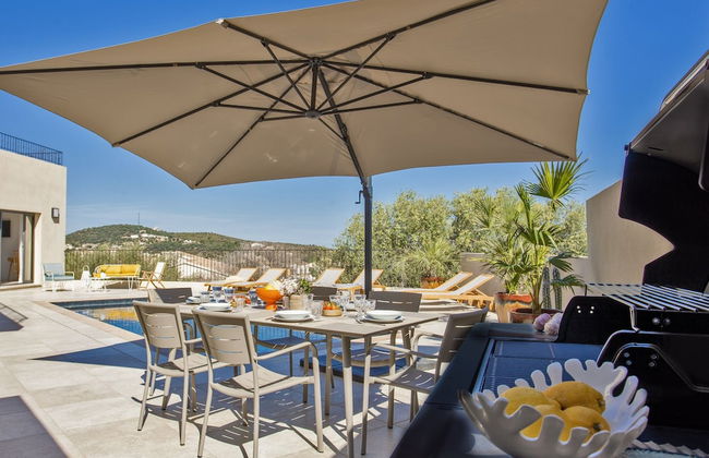 Superb Villa With Pool and sea View - Foto 17