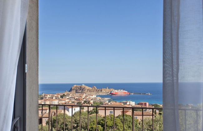 Superb Villa With Pool and sea View - Foto 40