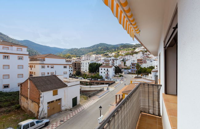 Tolox 1 in Tolox With 1 Bedrooms and 1 Bathrooms - Photo 1