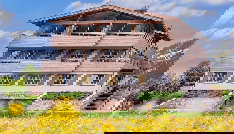 Foto 1 - Luxury Apartment With Sauna, ski Lift Within Walking Distance