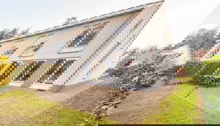 Photo 1 - Restyled Villa With 5 Bathrooms, Located in a Green Area